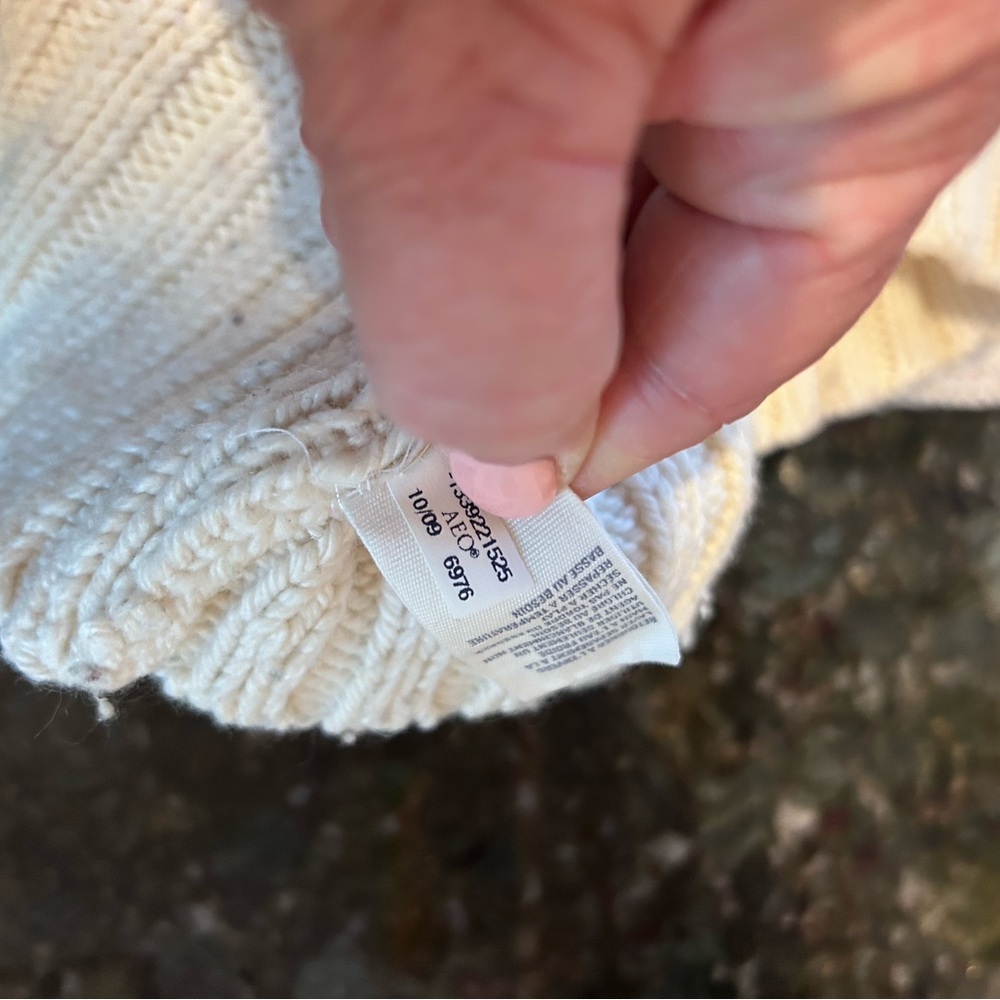 American Eagle Y2K Wool Blend Cable Knit Wide Cowl Neck Short Sleeve. Bella Swan - Picture 9 of 14